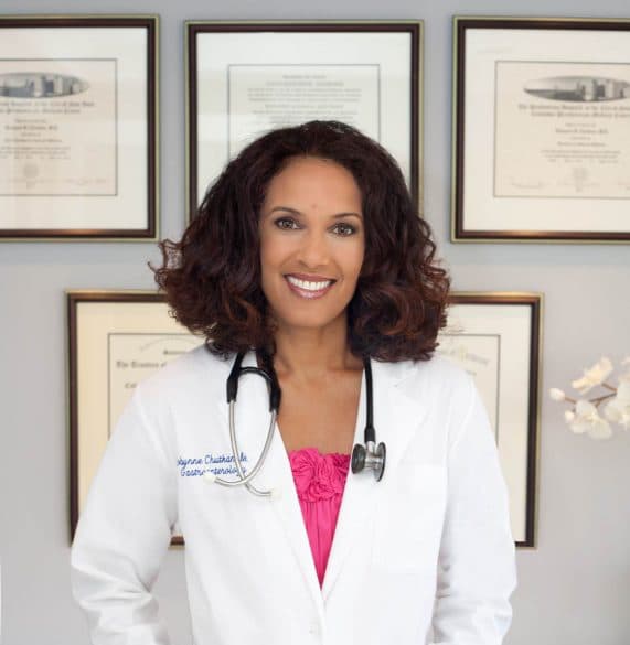 Dr. Robynne Chutkan describes the best way to manage your heartburn
